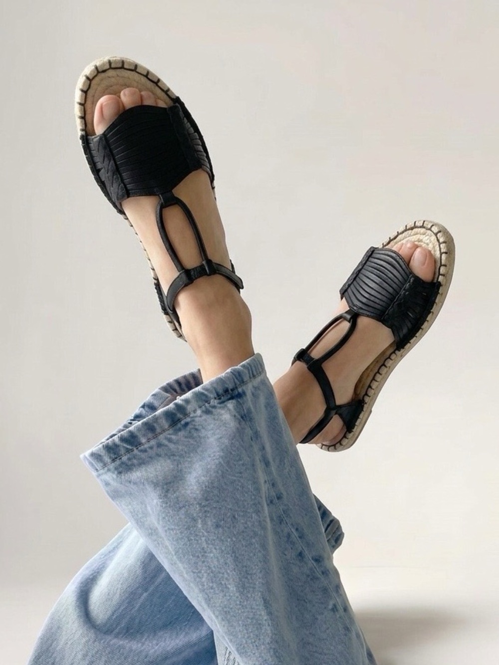 NWT Avec Les Filles, Genevie Black Espadrille Style Open Toed Sandals - 6.5 M